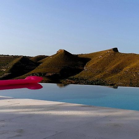 Villa Meriem โนโต ภายนอก รูปภาพ