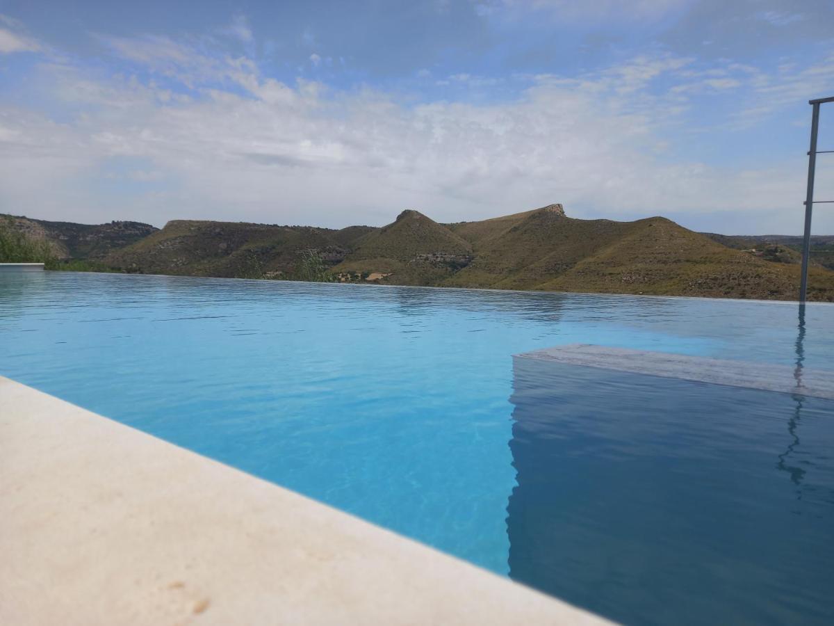 Villa Meriem โนโต ภายนอก รูปภาพ